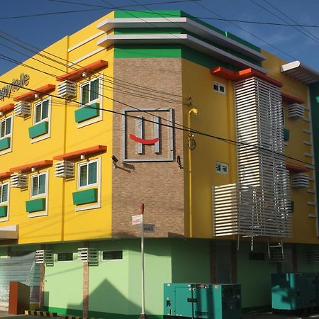 Happytelle Hotel Dipolog Buitenkant foto